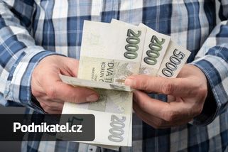 Padesát tisíc jako základ? Výpočet důstojné mzdy rozvířil sítě, lidé mluví o výsměchu